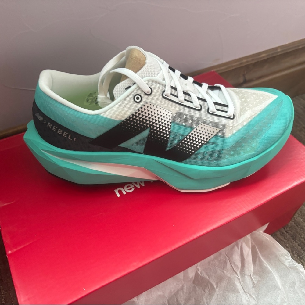 New Balance Women's Running Shoes - Rebel